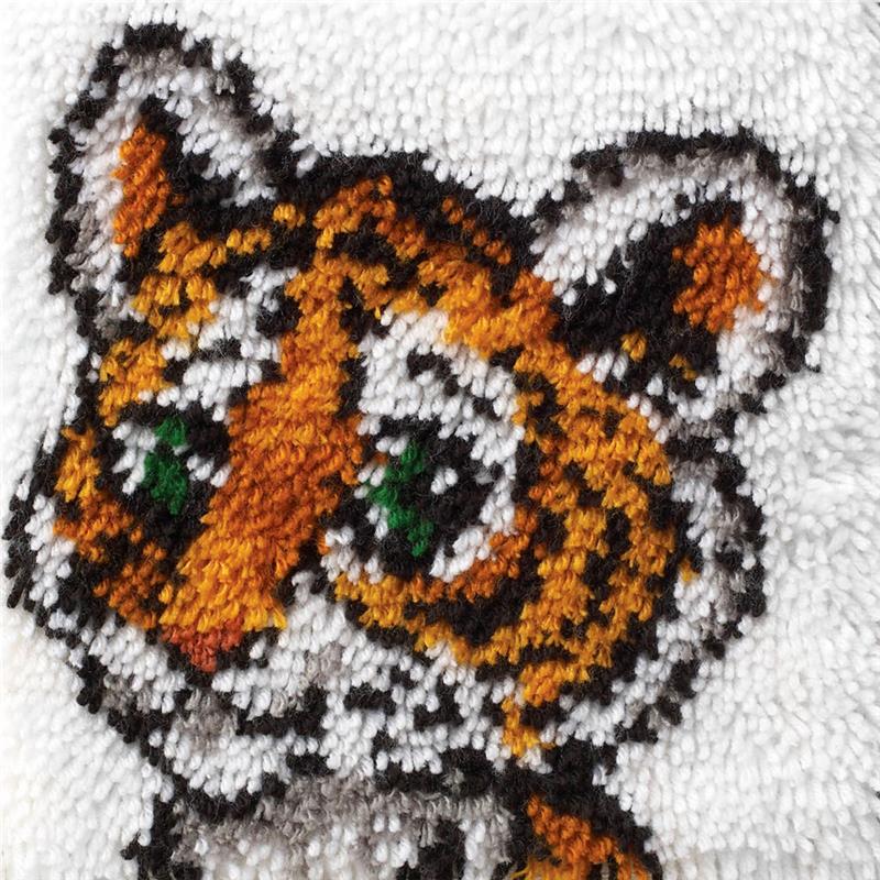 "Tiger Cub" Latch Hook Kit at Everything Latch Hook